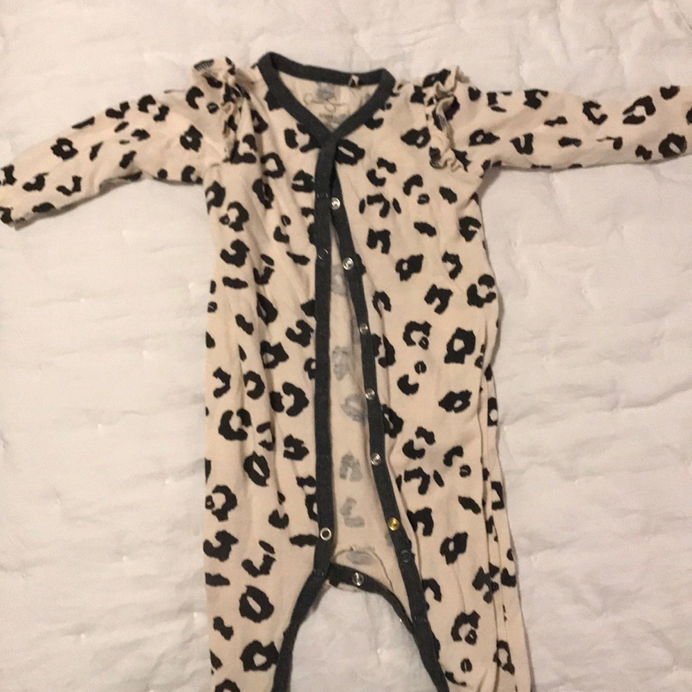 Jessica Simpsons Girls Footie Pajamas